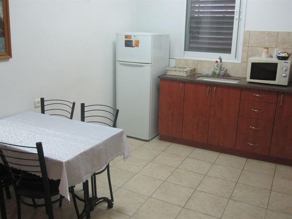 Ga'Aton Motel Nahariya Eksteriør billede