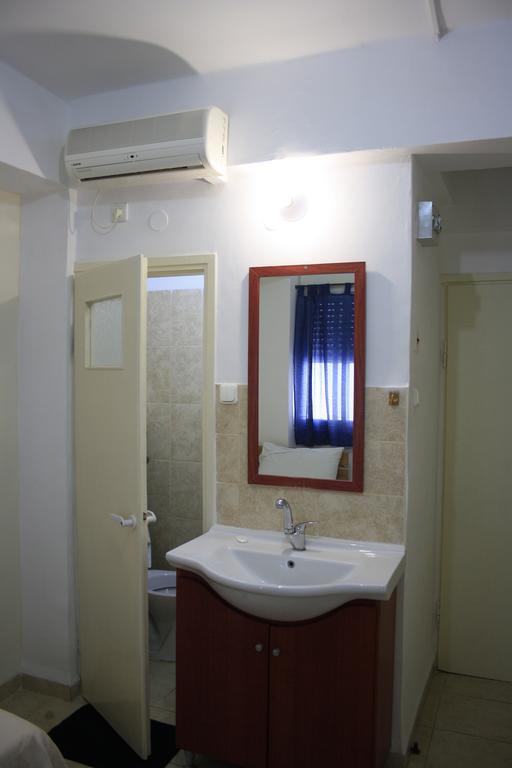 Ga'Aton Motel Nahariya Eksteriør billede